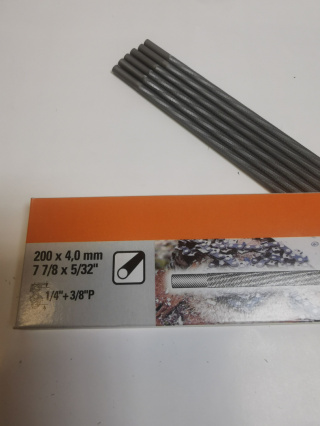 Pilnik okrągły śr. 4,0 x 200 mm