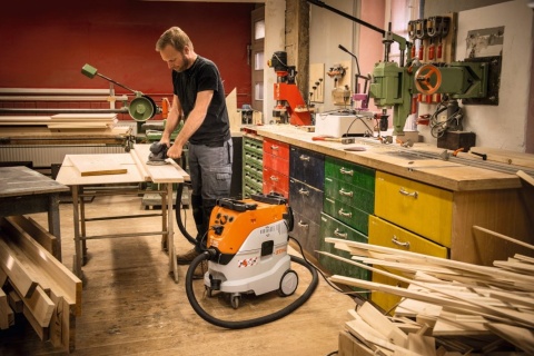 Odkurzacz STIHL SE 133 ME Orginał