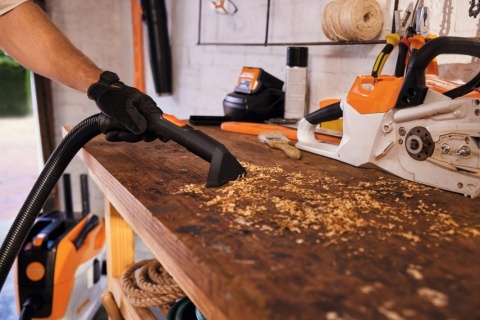 Odkurzacz STIHL SEA 60 L, bez akumulatora i ładowarki