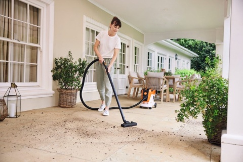 Odkurzacz STIHL SEA 60 L, bez akumulatora i ładowarki
